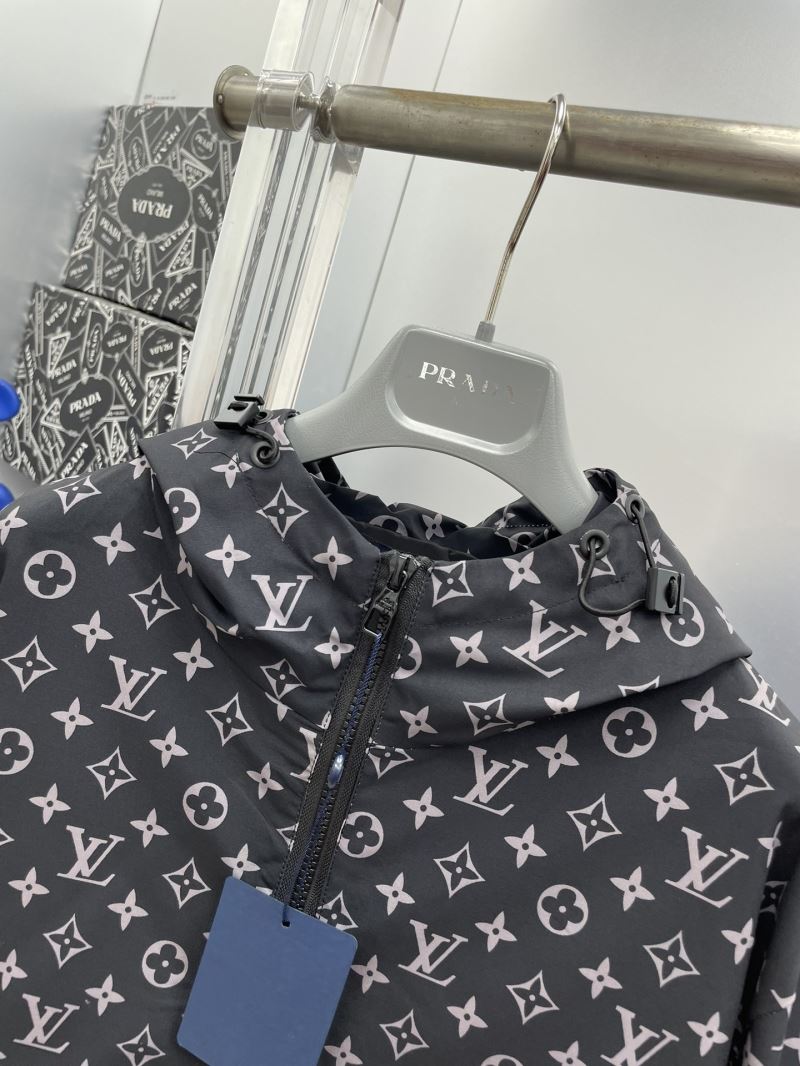 Louis Vuitton Outwear